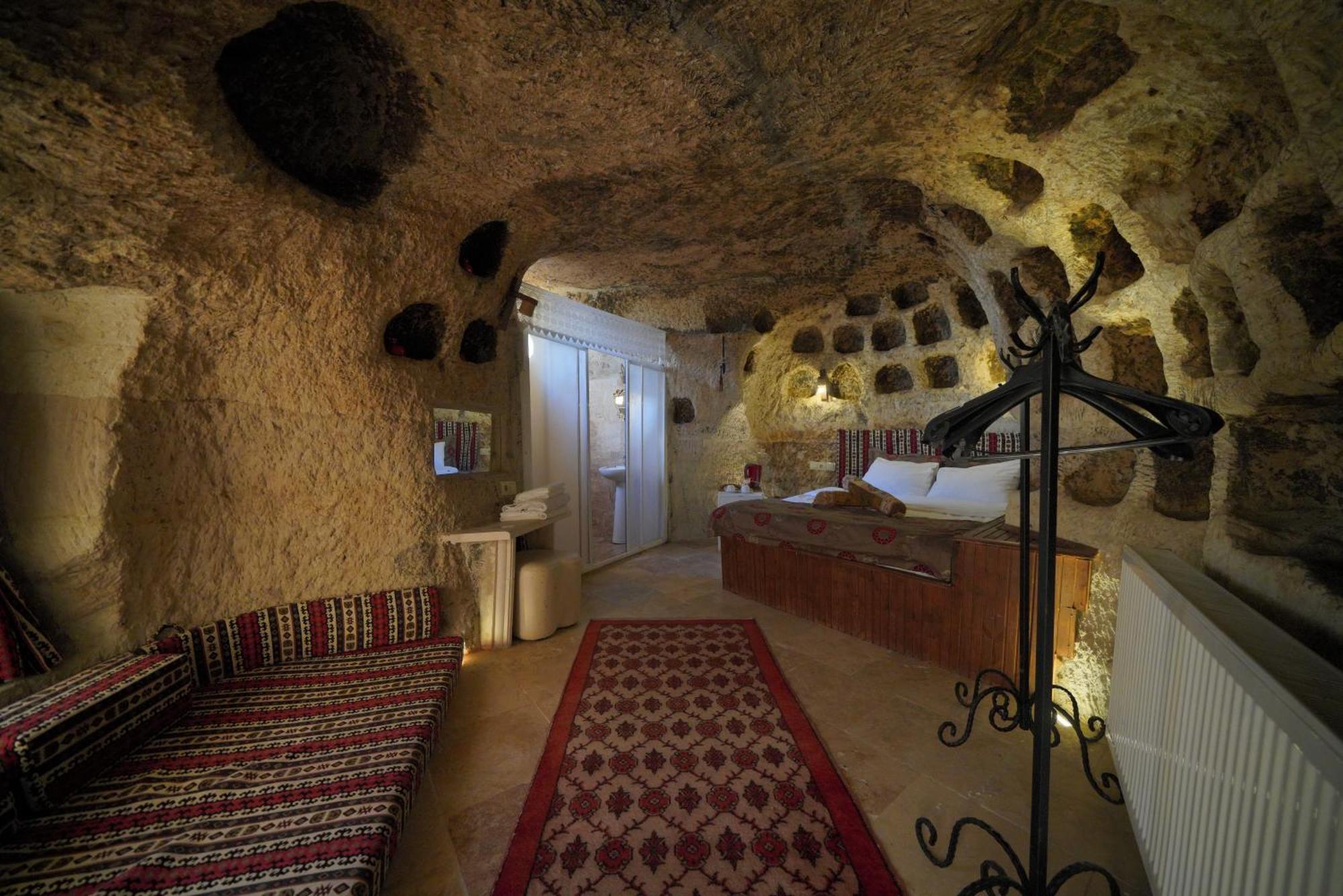 فندق Turan Cappadocia Cave غوريمِيه المظهر الخارجي الصورة